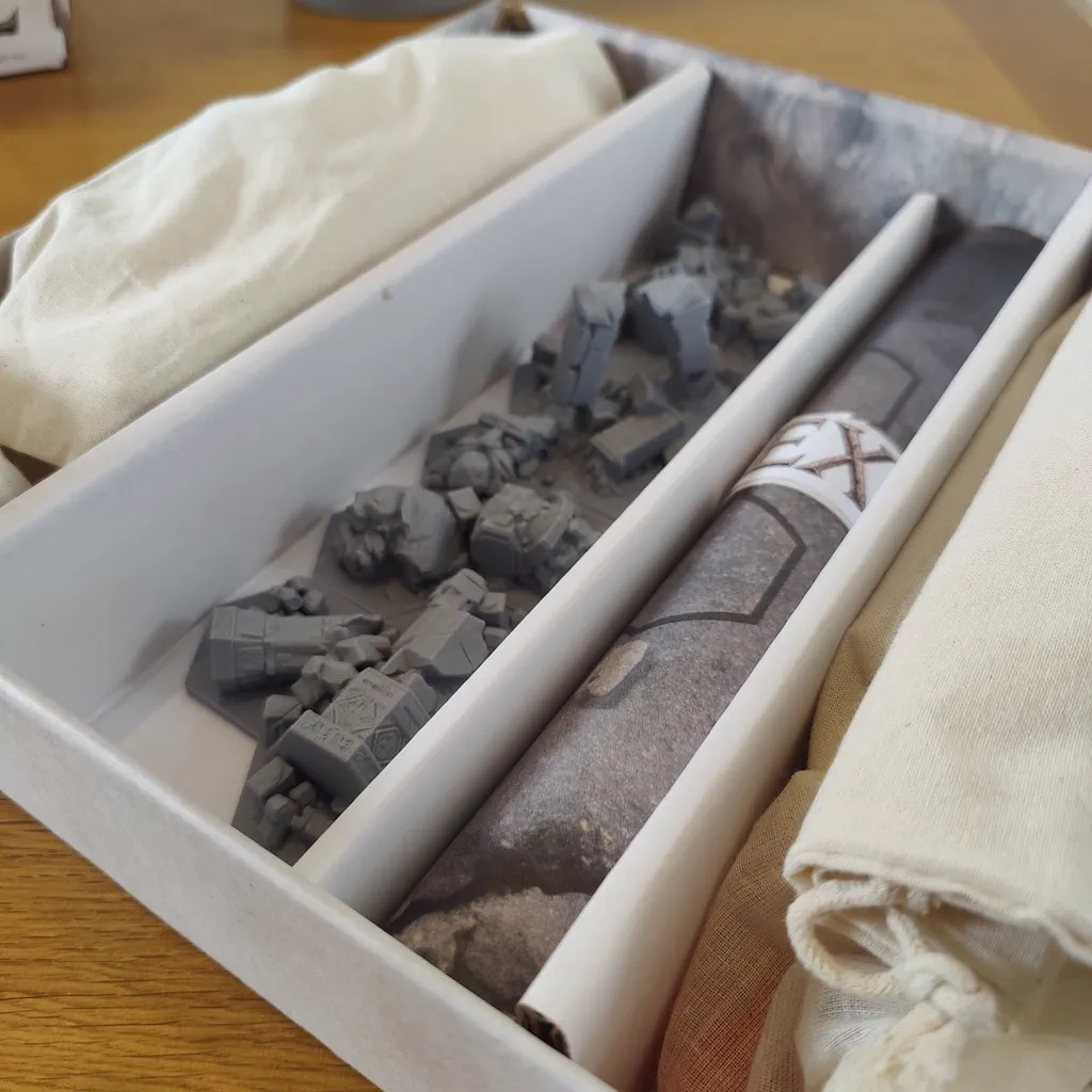 HEXFALL box gallery image 5